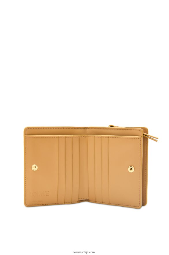 Loewe Жене пуззле компактни новчаник са патент затварачем од класичне телеће коже ангора/прашна беж HJTY1212