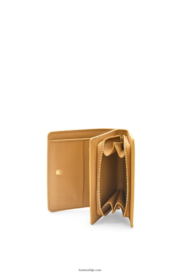 Loewe Жене пуззле компактни новчаник са патент затварачем од класичне телеће коже ангора/прашна беж HJTY1212