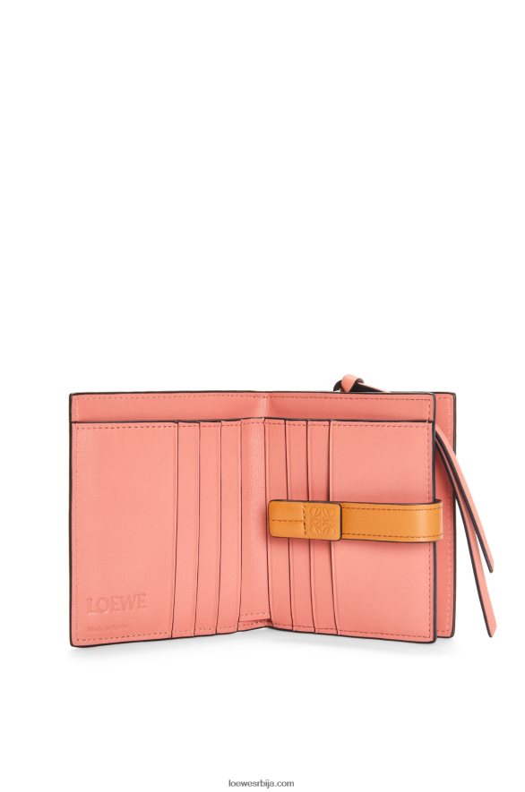 Loewe Жене компактни новчаник са патент затварачем од мекане телеће коже лагани зоб/мед HJTY1222