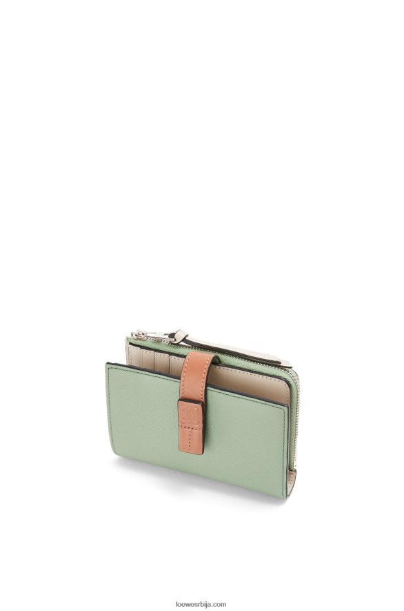 Loewe Жене танак новчаник са патентним затварачем од мекане телеће коже рузмарин/тан HJTY1224