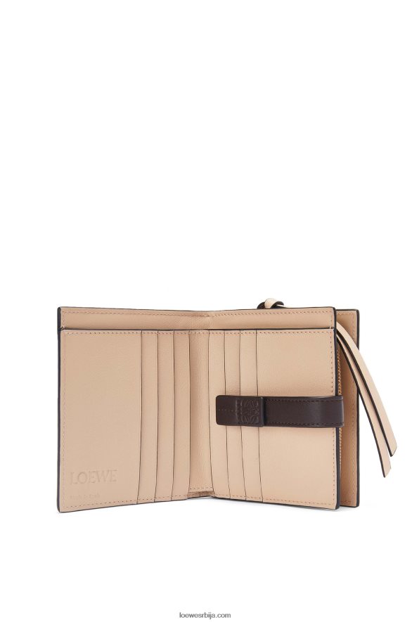 Loewe Жене компактни новчаник са патент затварачем од мекане телеће коже шљива/чоколада HJTY1244