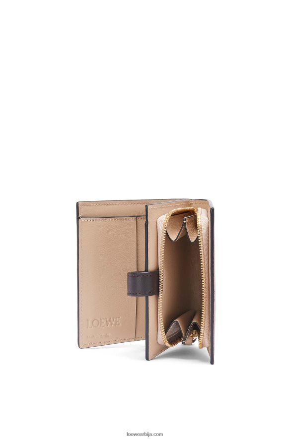 Loewe Жене компактни новчаник са патент затварачем од мекане телеће коже шљива/чоколада HJTY1244