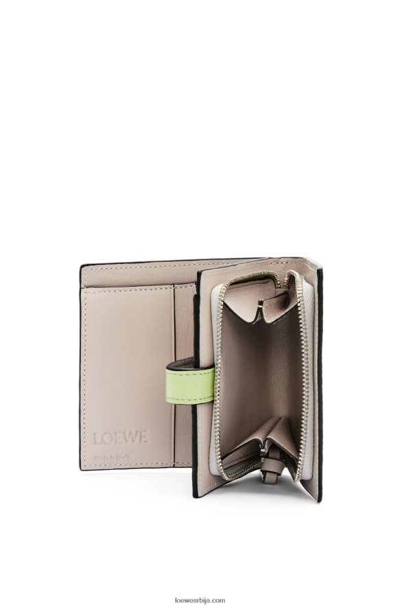 Loewe Жене компактни новчаник са патент затварачем од мекане телеће коже бисерно сива/светло бледо зелена HJTY1253