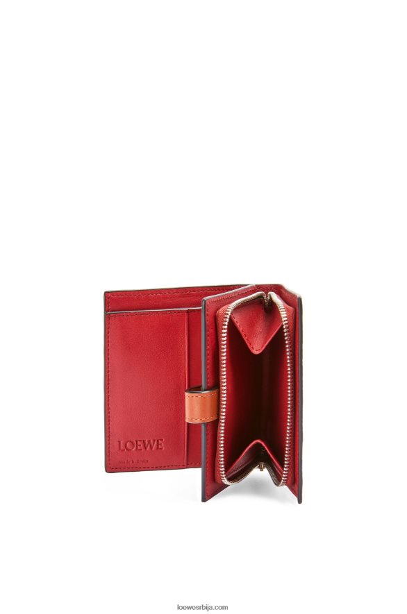 Loewe Жене компактни новчаник са патент затварачем од мекане телеће коже лагана карамела/пекан HJTY1257