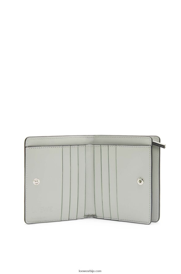 Loewe Жене пуззле компактни новчаник са патент затварачем од класичне телеће коже пепељасто сиви/светли селадон HJTY1261