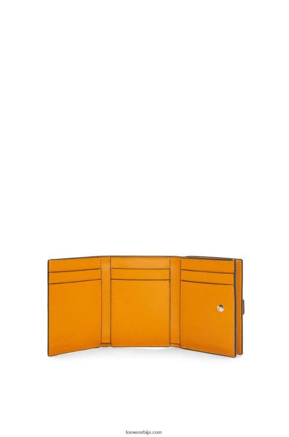 Loewe Жене троструки новчаник од мекане телеће коже тамни путер / љубичаста HJTY1266