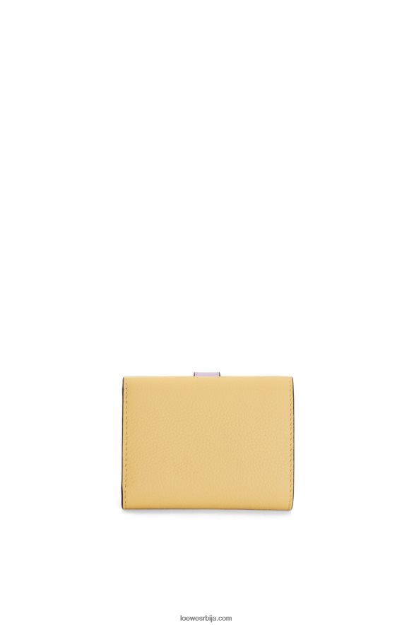 Loewe Жене троструки новчаник од мекане телеће коже тамни путер / љубичаста HJTY1266