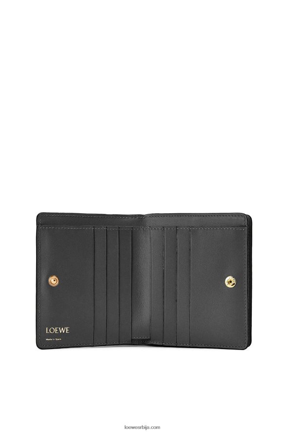 Loewe Жене компактни новчаник са патент затварачем од рељефне свилене телеће коже црн HJTY1275