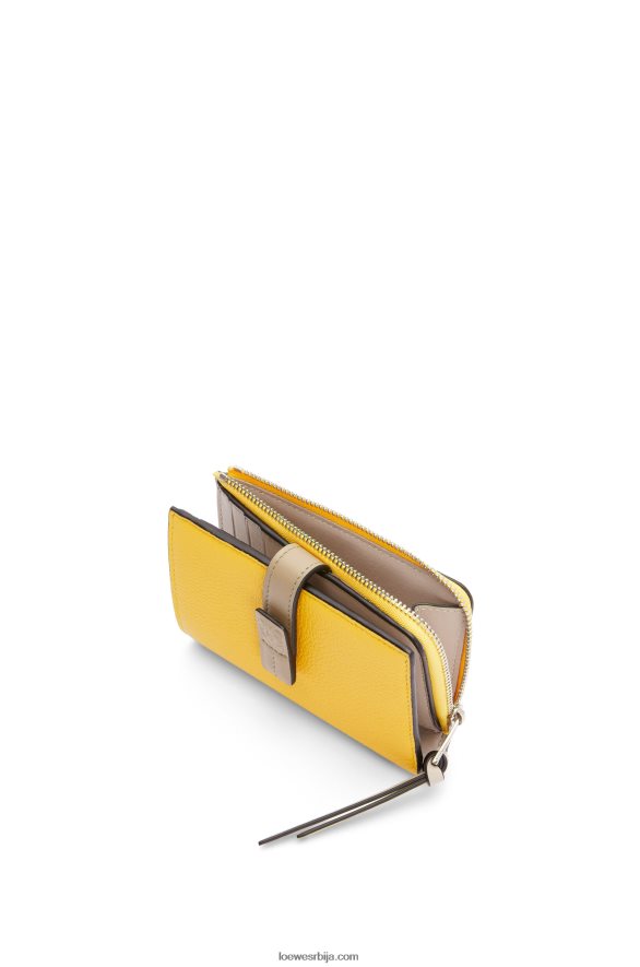 Loewe Жене танак новчаник са патентним затварачем од мекане телеће коже жуто / глинено зелено HJTY1283