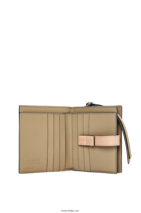 Loewe Жене компактни новчаник са патент затварачем од мекане телеће коже артичока зелена/прашна беж HJTY1288