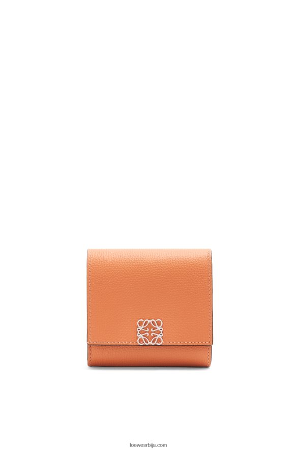 Loewe Жене анаграм компактни новчаник са преклопом од телеће коже од шљунчаног зрна корални гребен HJTY1307