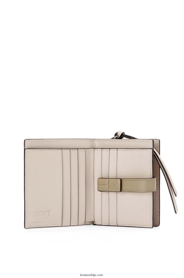 Loewe Жене компактни новчаник са патент затварачем од мекане телеће коже жуто / глинено зелено HJTY1308