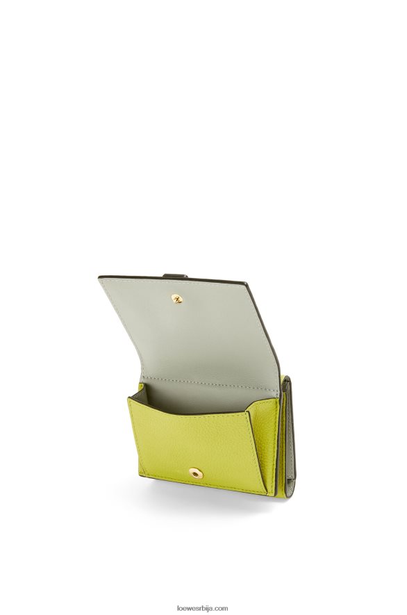 Loewe Жене троструки новчаник од мекане телеће коже лимето жута/авокадо зелена HJTY1311