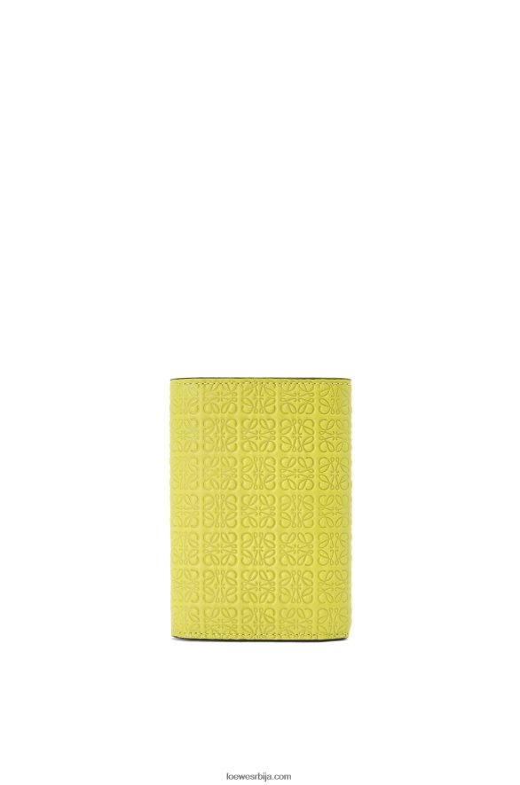 Loewe Жене поновите мали вертикални новчаник од рељефне свилене телеће коже лимето жута HJTY1313
