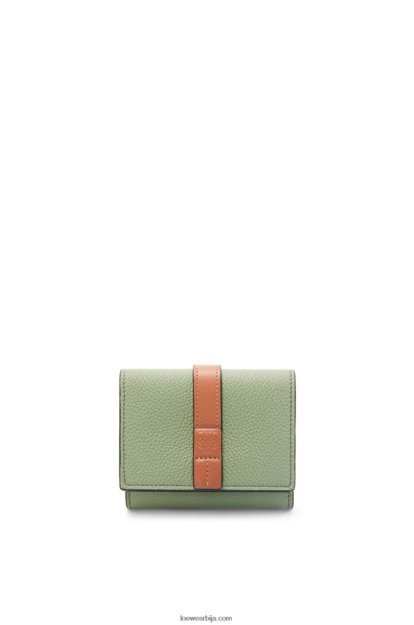 Loewe Жене троструки новчаник од мекане телеће коже рузмарин/тан HJTY1314