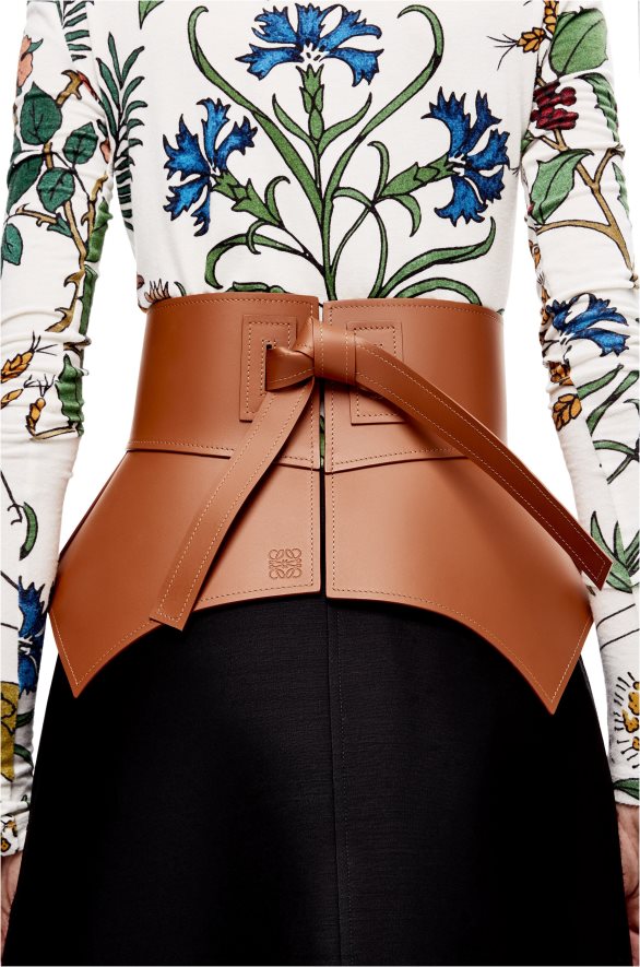 Loewe Жене оби појас у напа тан HJTY1153