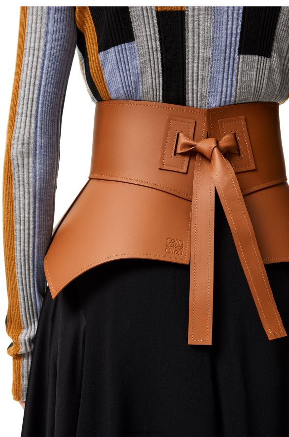 Loewe Жене оби појас у напа тан HJTY1153