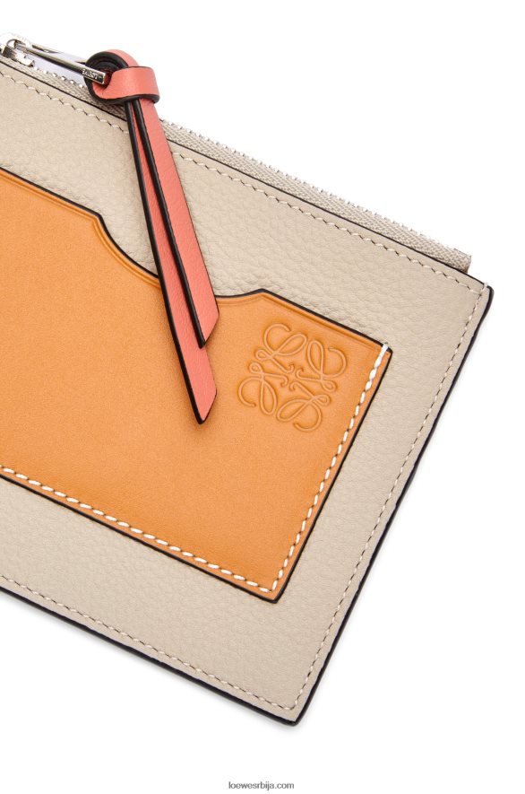 Loewe Жене велики држач за новчиће од мекане телеће коже лагани зоб/мед HJTY1353