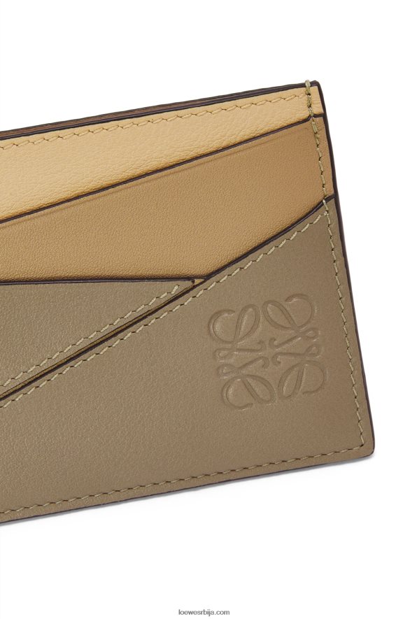 Loewe Жене пуззле обичан држач картице од класичне телеће коже глина зелена / путер HJTY1362