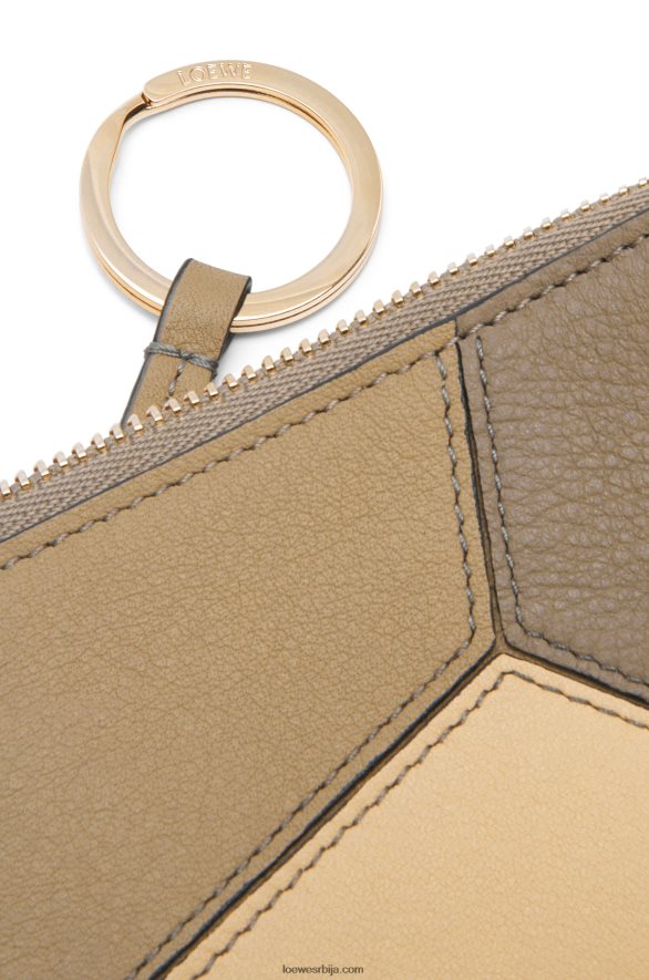 Loewe Жене слагалица држач картице од класичне телеће коже глина зелена / путер HJTY1369
