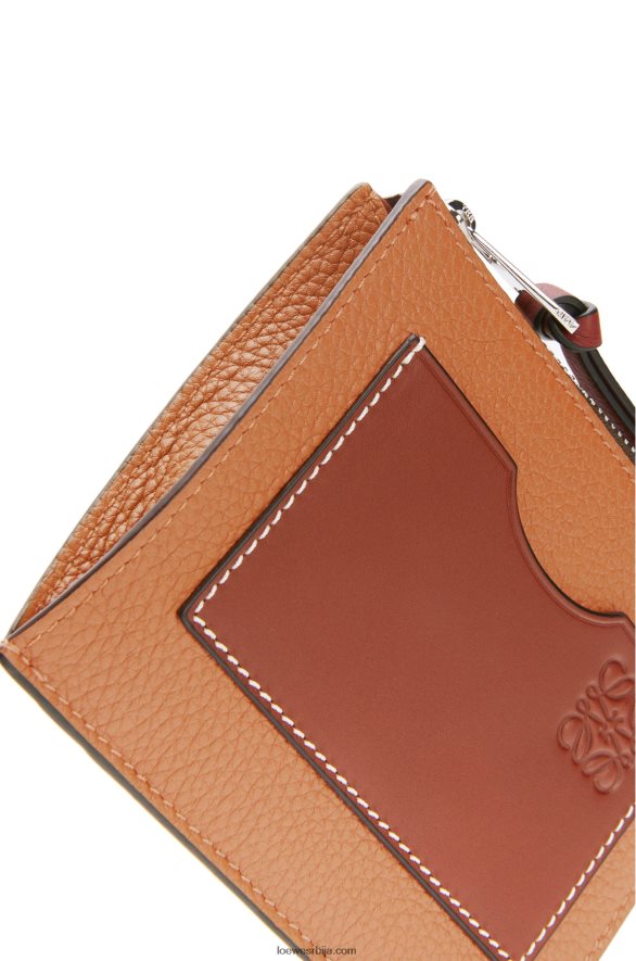 Loewe Жене велики држач за новчиће од мекане телеће коже лагана карамела/пекан HJTY1385
