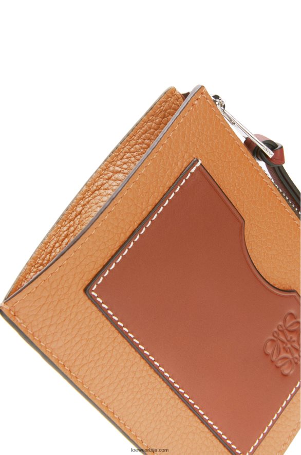 Loewe Жене велики држач за новчиће од мекане телеће коже лагана карамела/пекан HJTY1385