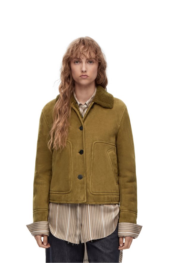 Loewe Жене кратка јакна од стриже каки зелена HJTY1125