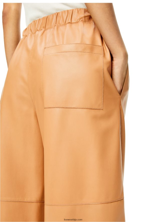 Loewe Жене скраћене еластичне панталоне маслац HJTY1146