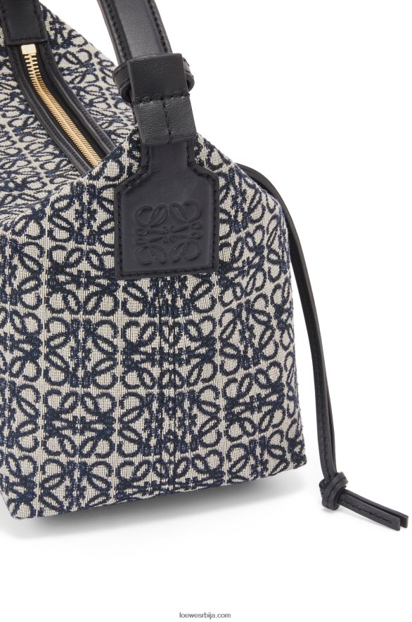 Loewe Жене мала куби торба од анаграм жакарда и телеће коже морнарско/црна HJTY518