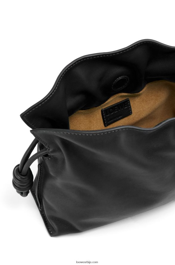 Loewe Жене мини фламенко квачило од напа телеће коже црн HJTY206