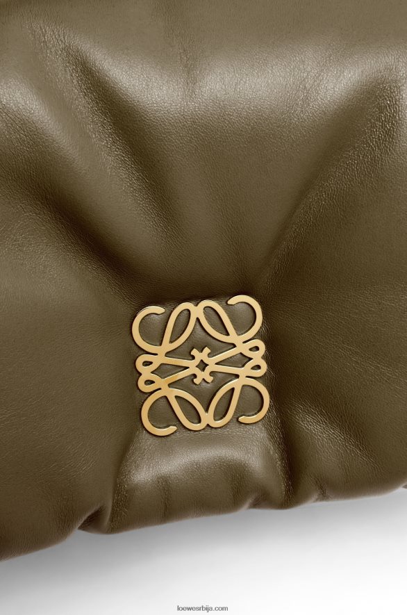 Loewe Жене мини пуффер гоиа торба од сјајне напа јагњеће коже тамно каки зелена HJTY246