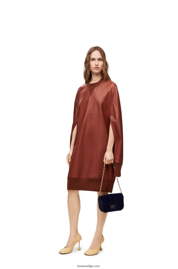 Loewe Жене мини пуффер гоиа торба од сомота тамно плава HJTY250