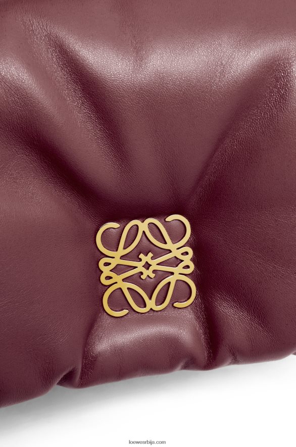 Loewe Жене мини пуффер гоиа торба од сјајне напа јагњеће коже бордо HJTY251