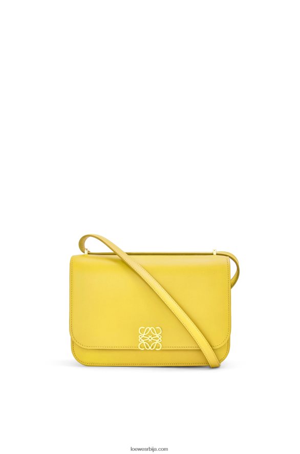 Loewe Жене гоја торба од свилене телеће коже жута HJTY302