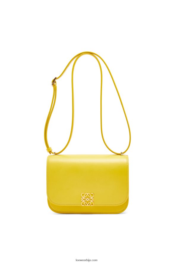 Loewe Жене мала гоја торба од свилене телеће коже жута HJTY304
