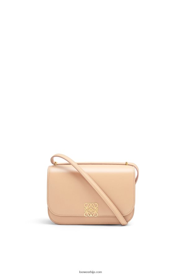 Loewe Жене мала гоја торба од свилене телеће коже нуде HJTY493