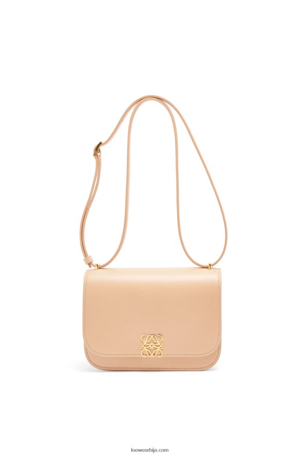 Loewe Жене мала гоја торба од свилене телеће коже нуде HJTY493
