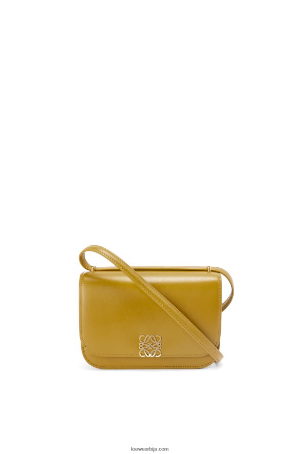 Loewe Жене мала гоја торба од свилене телеће коже окер HJTY496