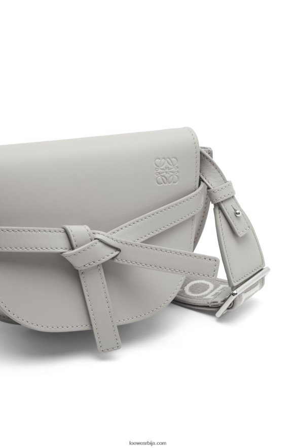 Loewe Жене мини гате дупла торба од меке телеће коже и жакарда бисерно сива HJTY195