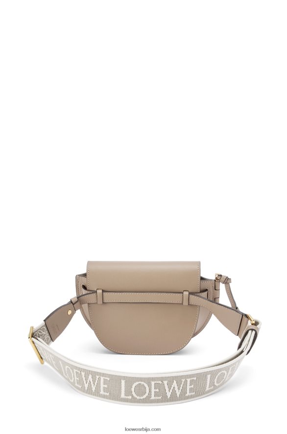 Loewe Жене мини гате дупла торба од меке телеће коже и жакарда песак HJTY218