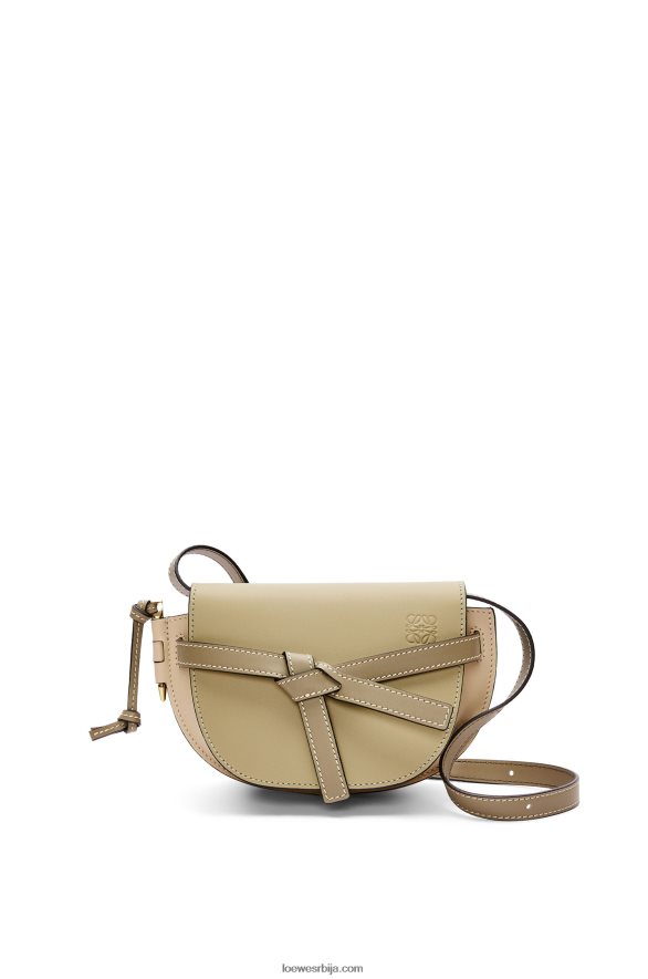Loewe Жене мини гате дупла торба од меке телеће коже глинено зелена/прашна беж HJTY240