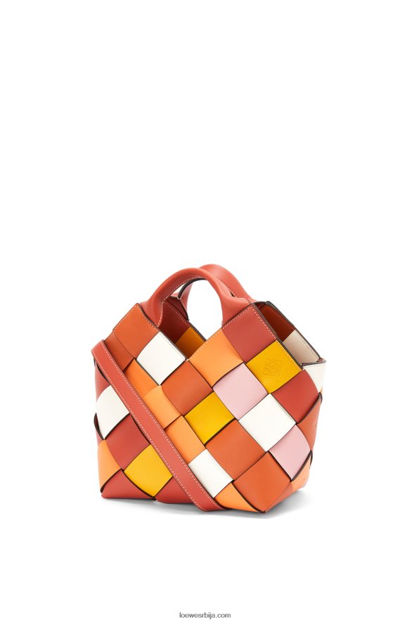 Loewe Жене мала сувишна кожна плетена корпа торба од телеће коже наранџаста HJTY102