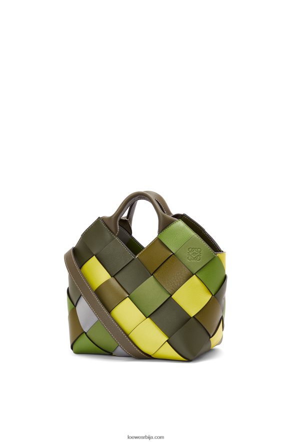 Loewe Жене мала кожна плетена корпа торба од класичне телеће коже зелен HJTY103