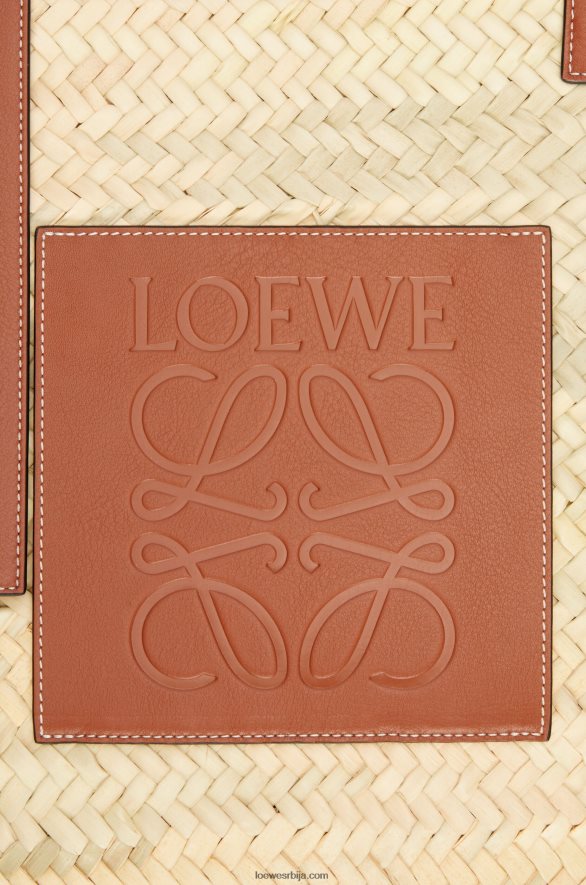 Loewe Жене велика корпа торба од палминог листа и телеће коже природан/тан HJTY37