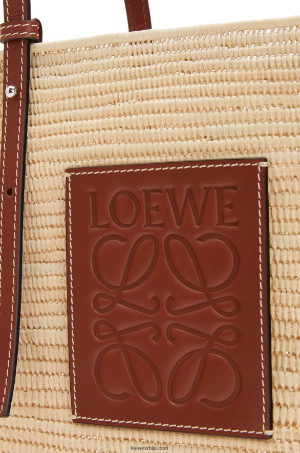 Loewe Жене мала четвртаста торба од рафије и телеће коже природни/пекан HJTY46