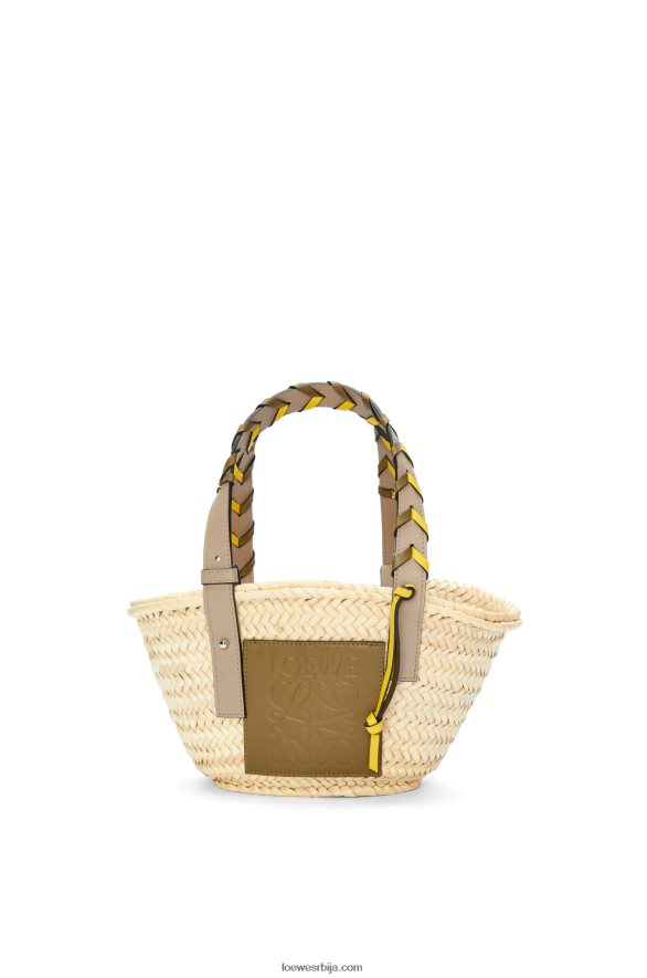 Loewe Жене мала торба од палминог листа са плетеном дршком од телеће коже маслина/песак HJTY5