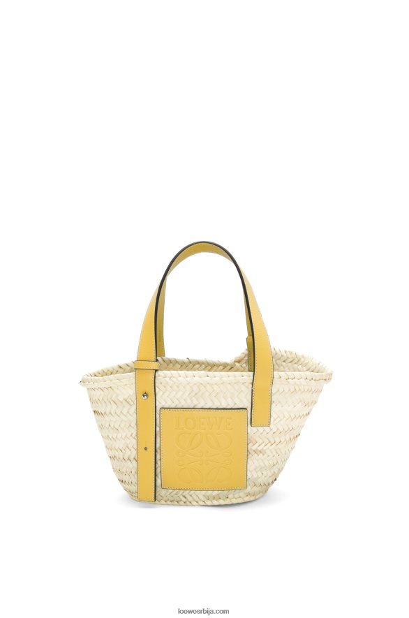 Loewe Жене мала торба за корпе од палминог листа и телеће коже тамно жута HJTY50