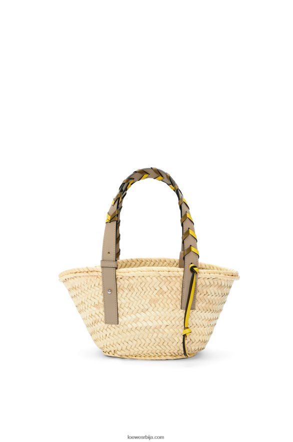 Loewe Жене мала торба од палминог листа са плетеном дршком од телеће коже маслина/песак HJTY5