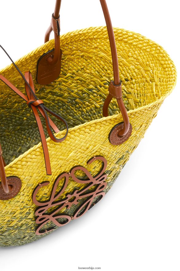 Loewe Жене мала анаграм торба за корпе од ираца палме и телеће коже каки зелено/жуто HJTY64