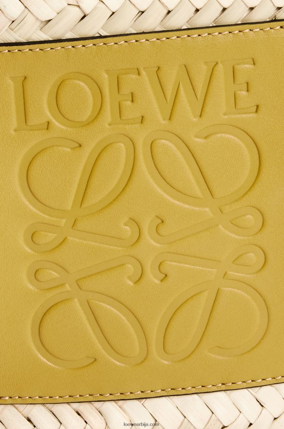 Loewe Жене торба корпе од палминог листа са плетеном дршком од телеће коже окер/тан HJTY6